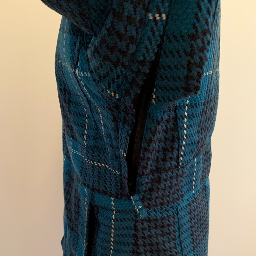 Powder Room Ski Jacket - Picture 3 of 10